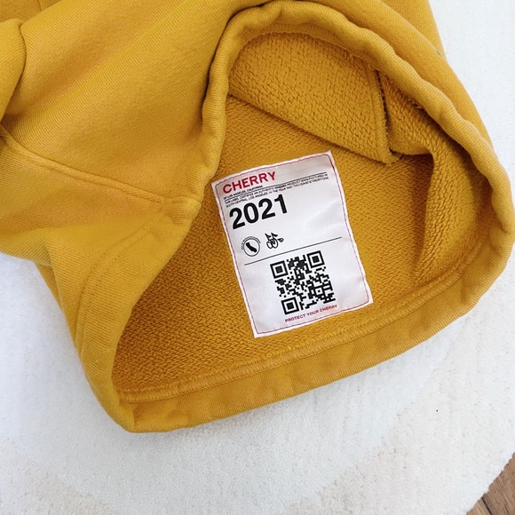 NWT Cherry LA Mountain Wear Sweatshorts Cali Gold Size Small “A Brighter Future” - Picture 12 of 13